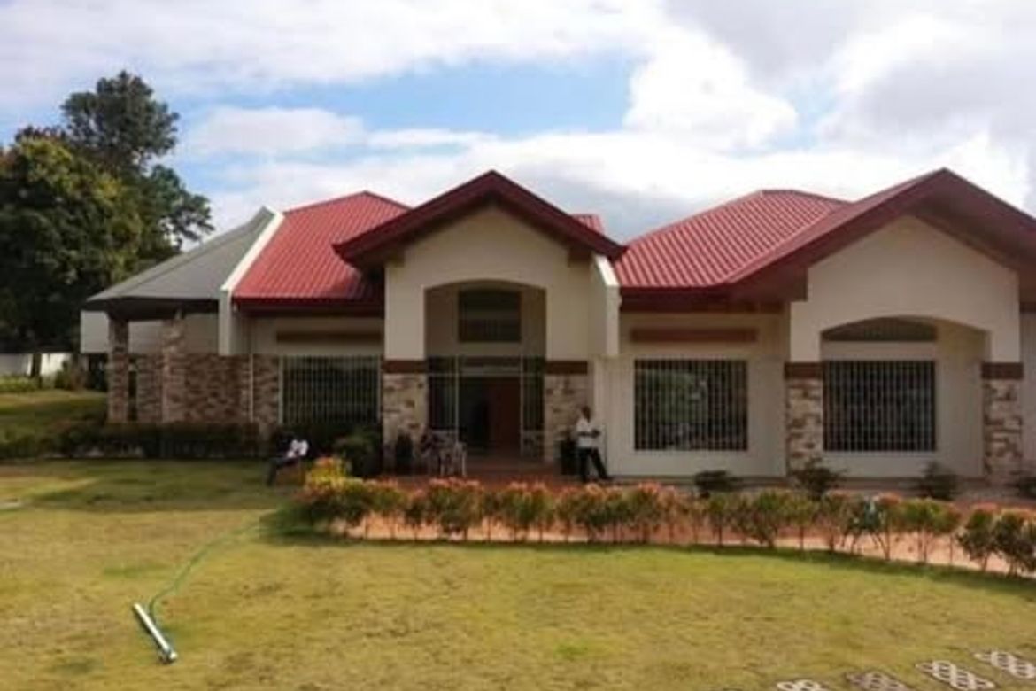 5 Bedroom House for Sale in Barangay III-E, San Pablo, Laguna