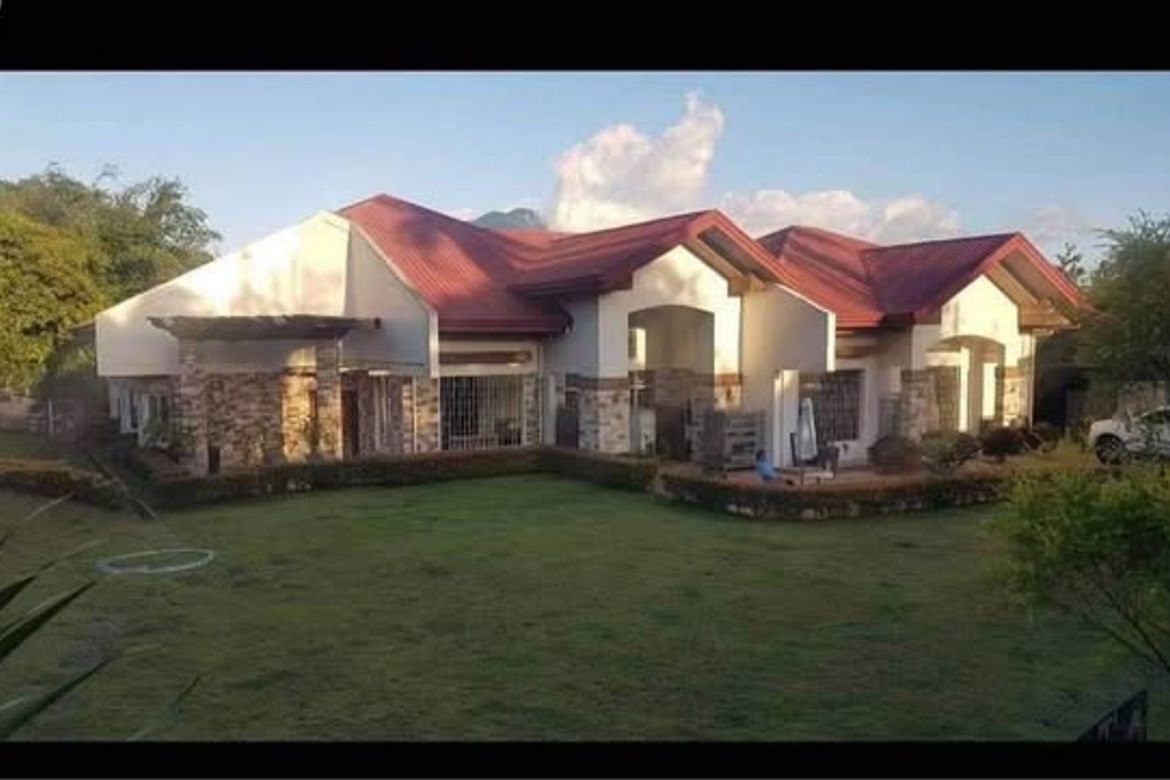 5 Bedroom House for Sale in Barangay III-E, San Pablo, Laguna – photo 2
