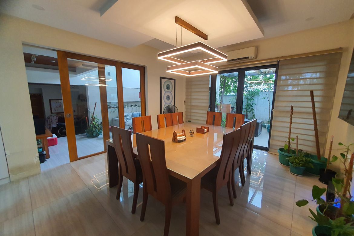 5 Bedroom House for Sale in Batasan Hills, Quezon City, Metro Manila – photo 2