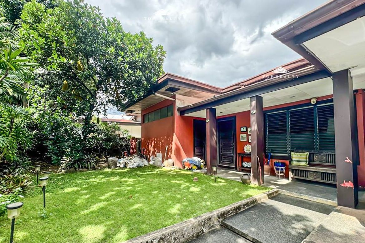 5 Bedroom House for Sale in Bel-Air, Makati, Metro Manila