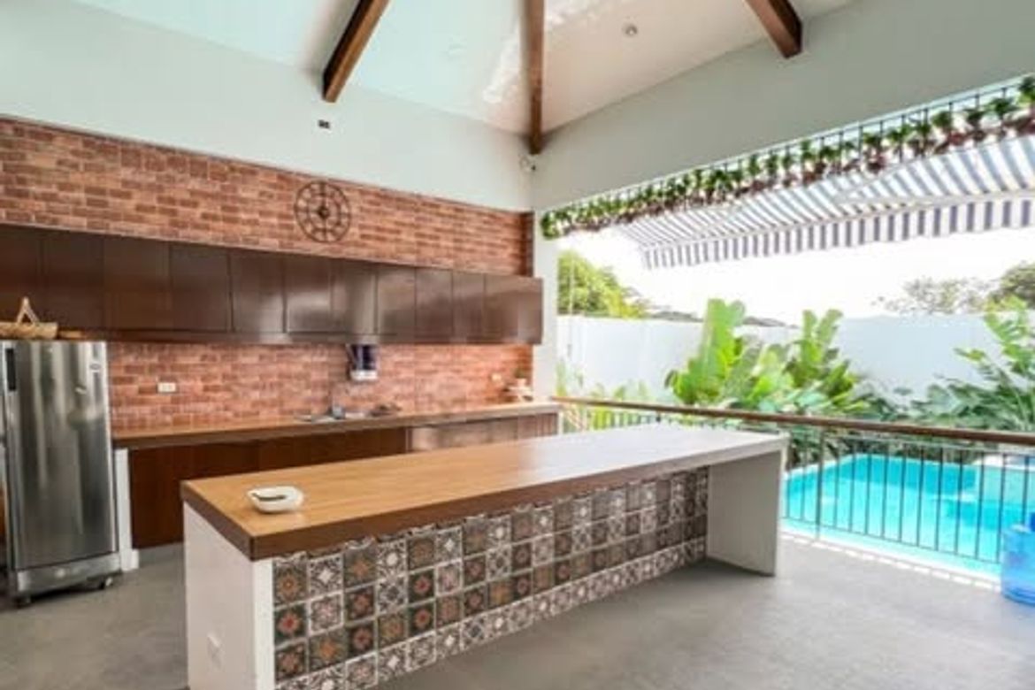 5 Bedroom House for Sale in Beverly Hills, Antipolo, Rizal – photo 2