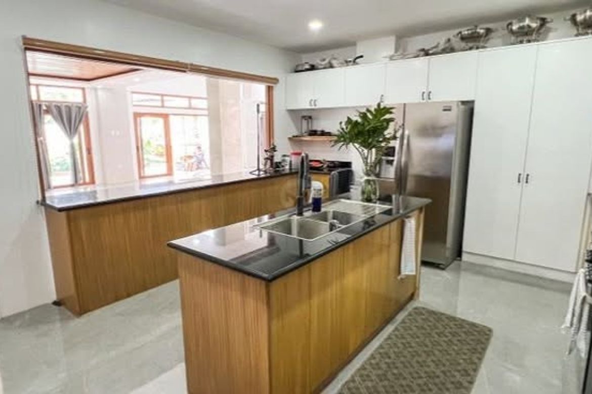 5 Bedroom House for Sale in Beverly Hills, Antipolo, Rizal – photo 8