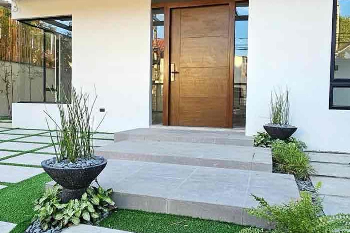 5 Bedroom House for Sale in BF Homes Executive Village, Almanza Uno, Las Piñas, Metro Manila – photo 2