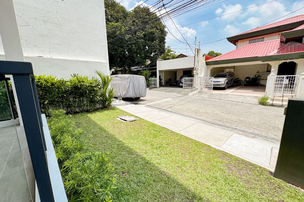 5 Bedroom House for Sale in BF Homes Executive Village, Almanza Uno, Las Piñas, Metro Manila – photo 3