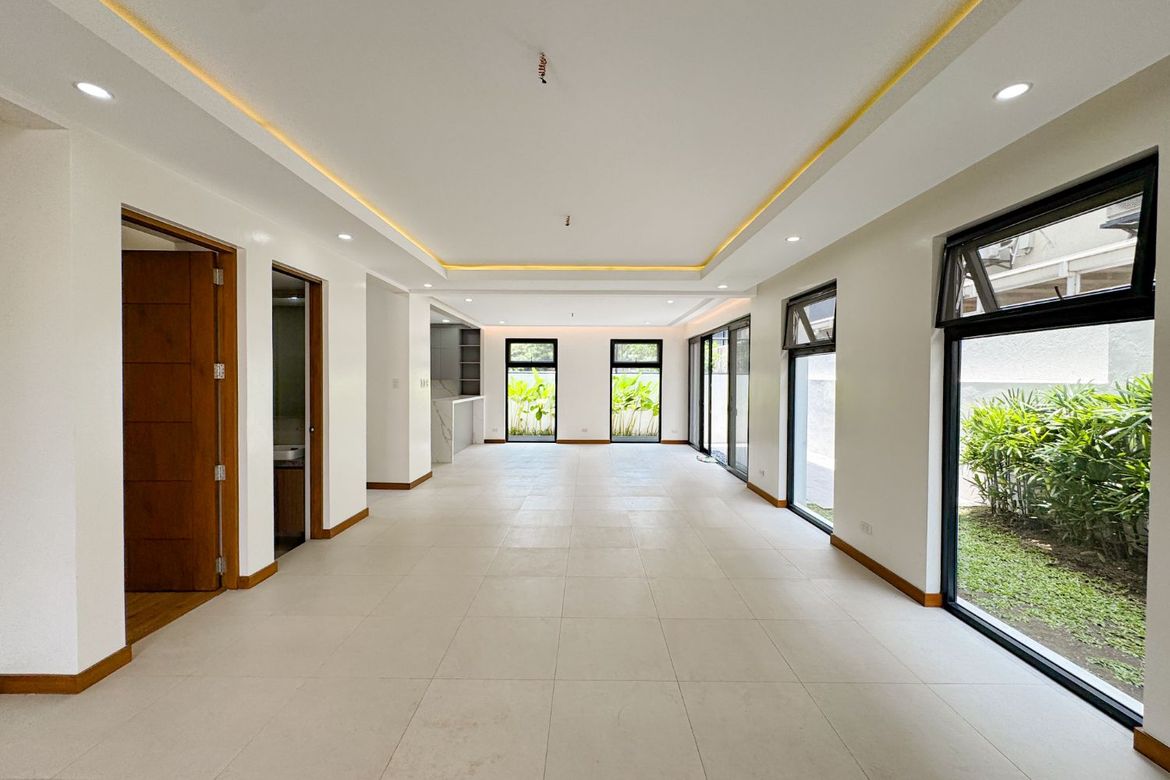 5 Bedroom House for Sale in BF Homes Executive Village, Almanza Uno, Las Piñas, Metro Manila – photo 4