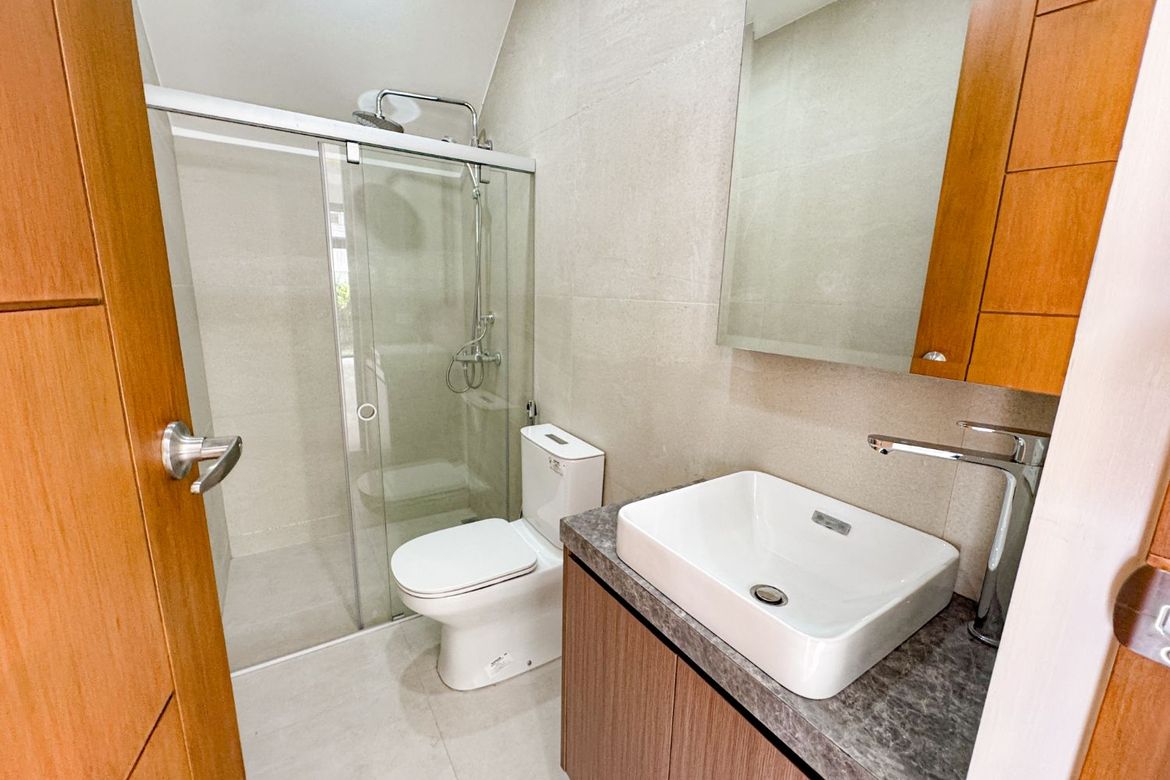 5 Bedroom House for Sale in BF Homes Executive Village, Almanza Uno, Las Piñas, Metro Manila – photo 7
