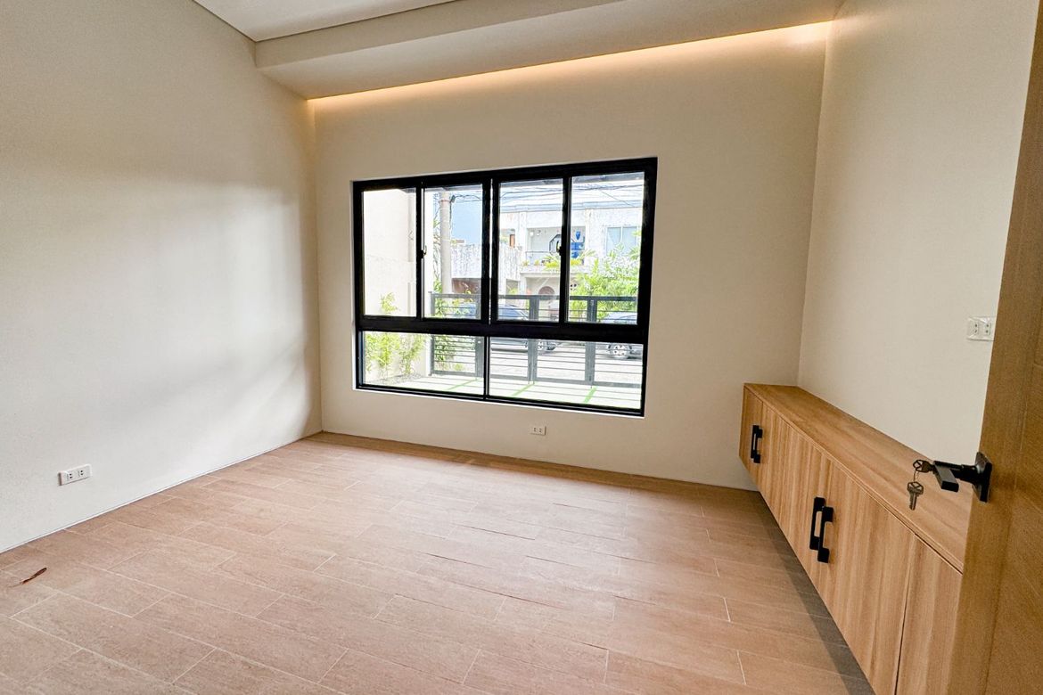 5 Bedroom House for Sale in BF Homes Parañaque, BF Homes, Parañaque, Metro Manila – photo 8