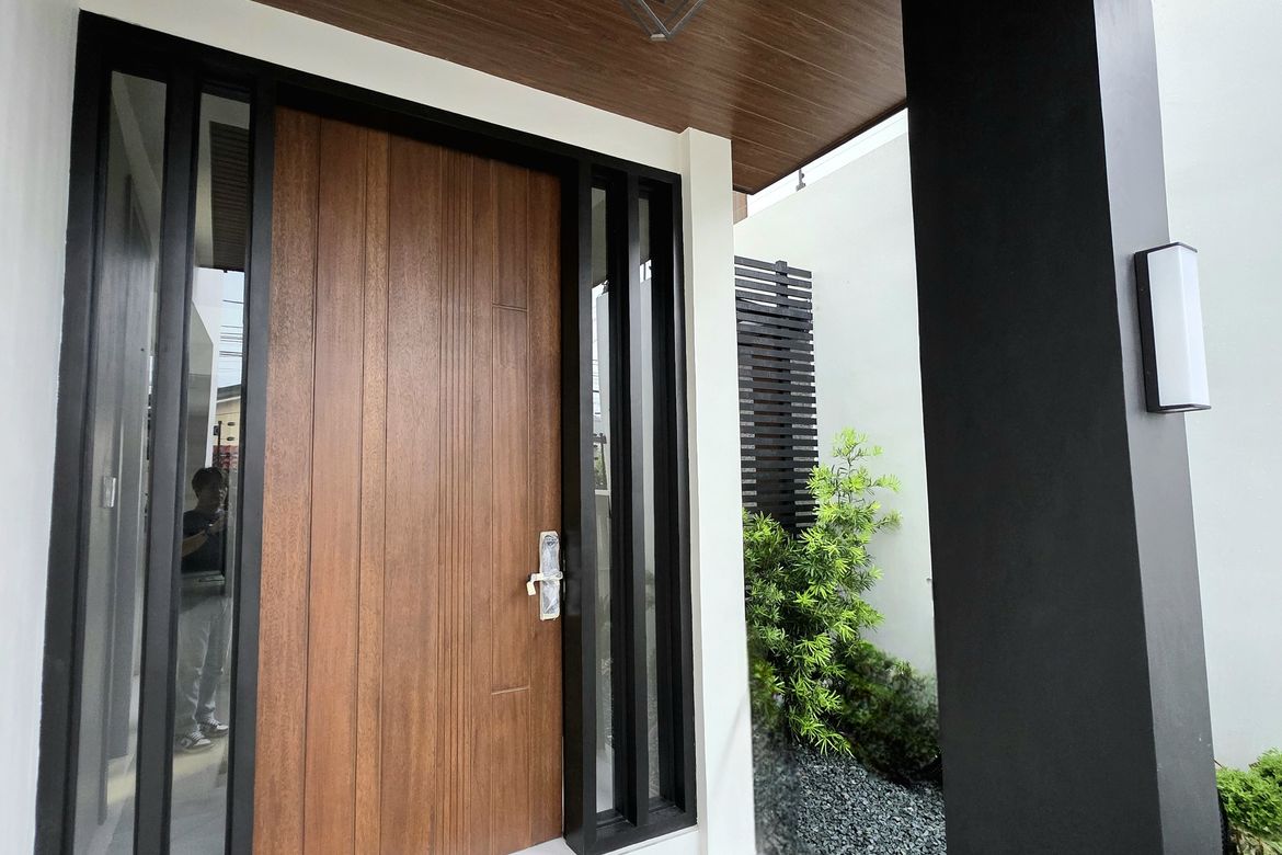 5 Bedroom House for Sale in BF Homes Parañaque, BF Homes, Parañaque, Metro Manila – photo 2