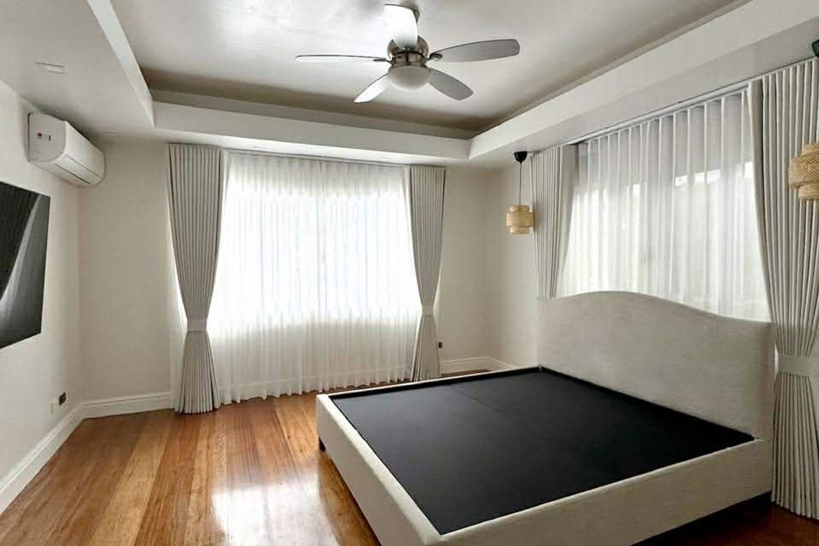 5 Bedroom House for Sale in BF Homes Parañaque, BF Homes, Parañaque, Metro Manila – photo 4