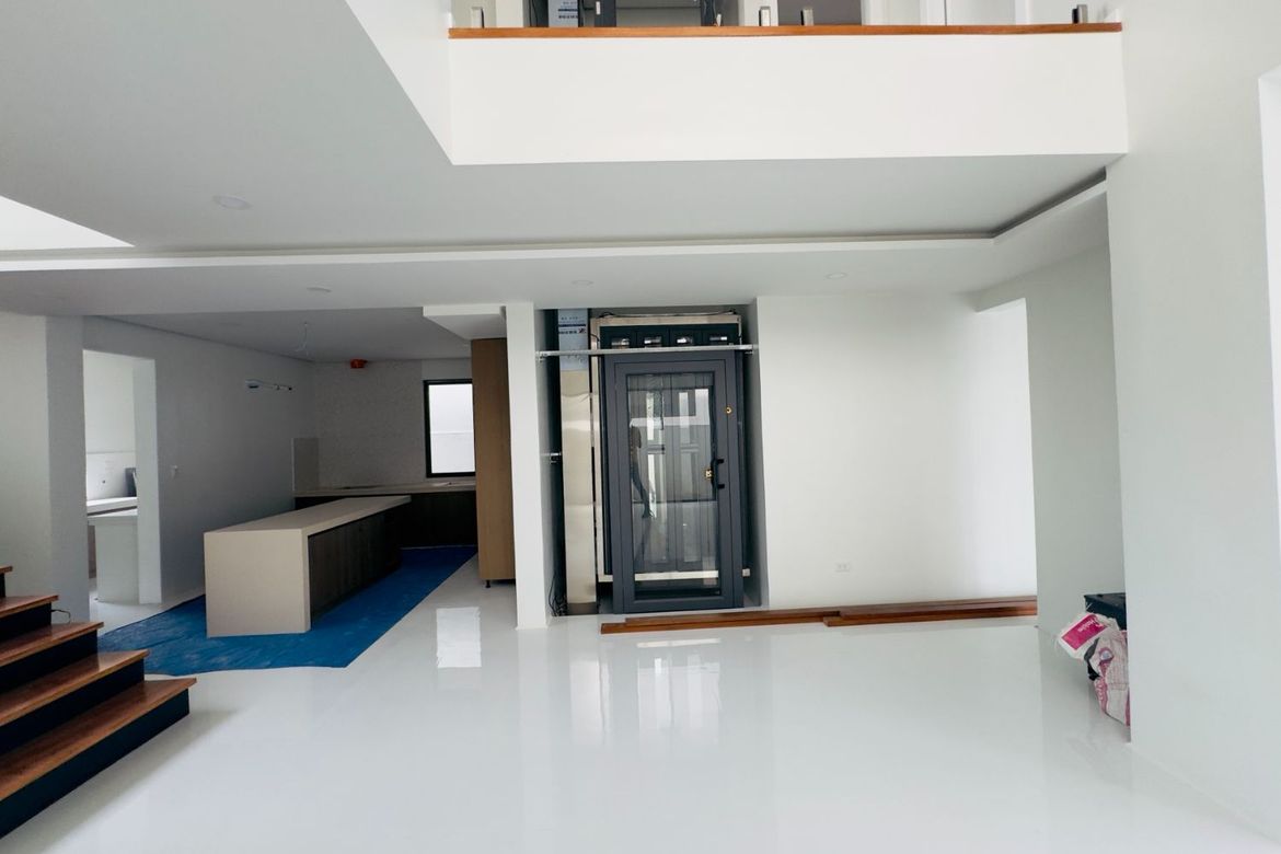 5 Bedroom House for Sale in BF Homes Parañaque, BF Homes, Parañaque, Metro Manila – photo 8