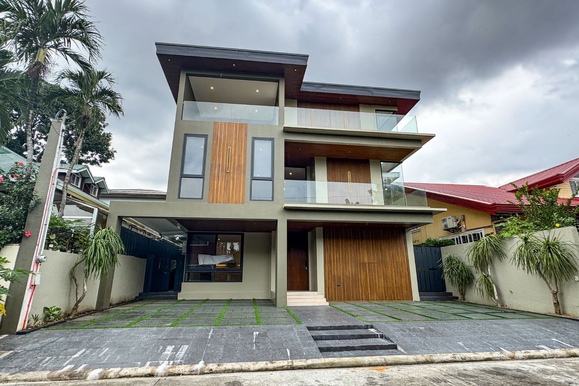 5 Bedroom House for Sale in BF Homes Parañaque, BF Homes, Parañaque, Metro Manila – photo 2