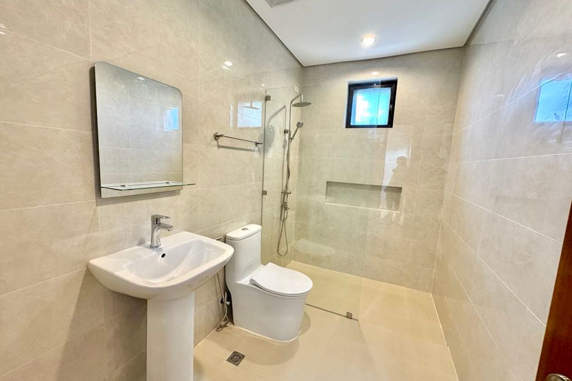 5 Bedroom House for Sale in BF Homes Parañaque, BF Homes, Parañaque, Metro Manila – photo 5