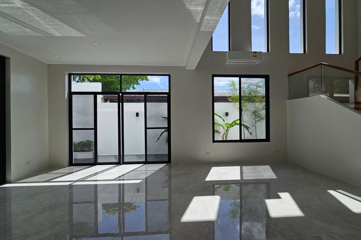 5 Bedroom House for Sale in BF Homes, Parañaque, Metro Manila – photo 8