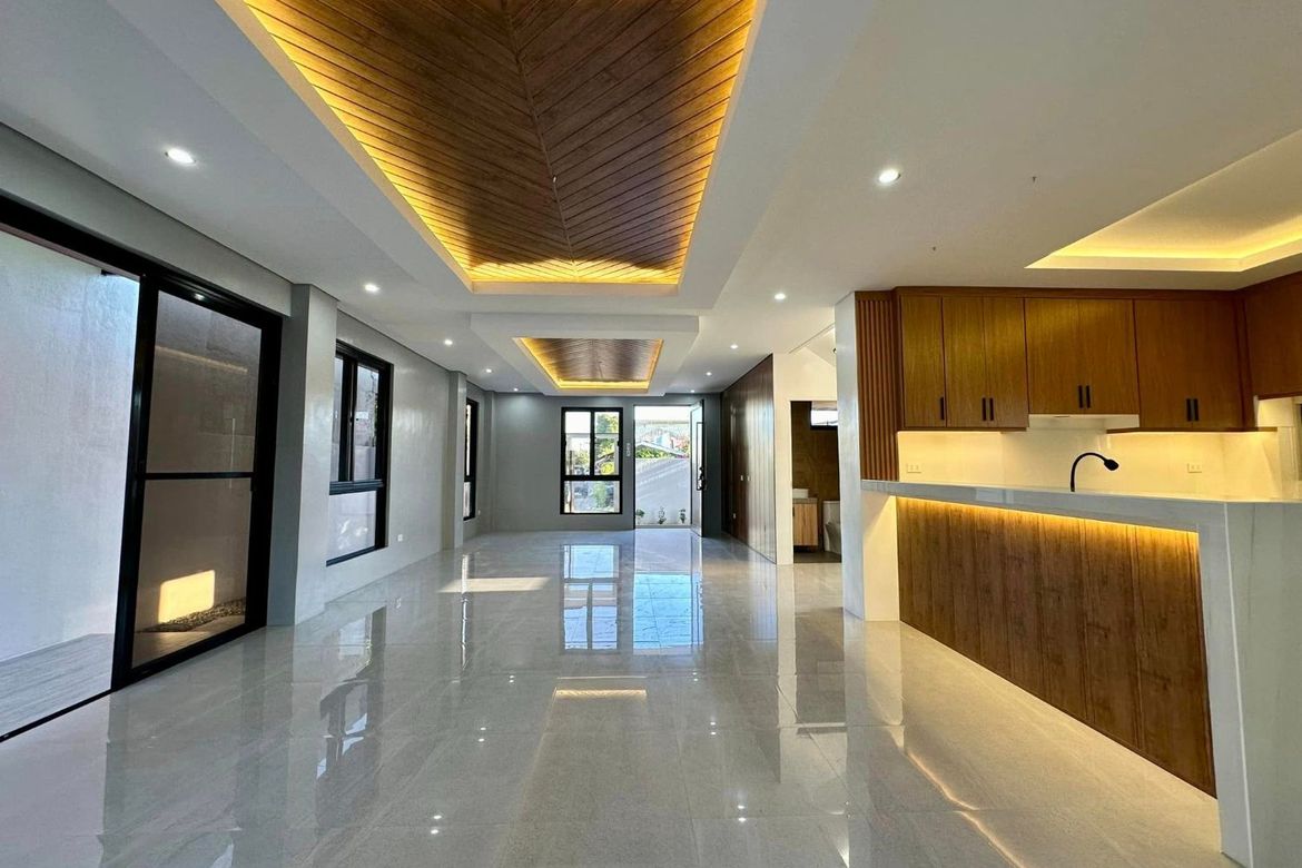 5 Bedroom House for Sale in BF Homes, Parañaque, Metro Manila – photo 2