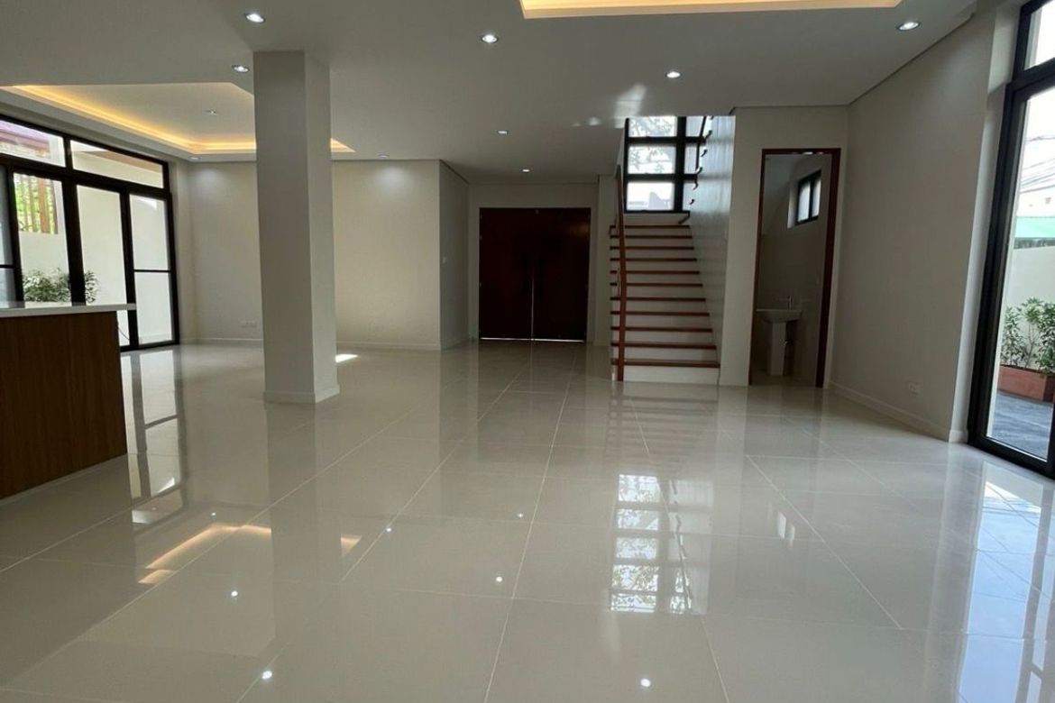 5 Bedroom House for Sale in BF Homes, Parañaque, Metro Manila – photo 7