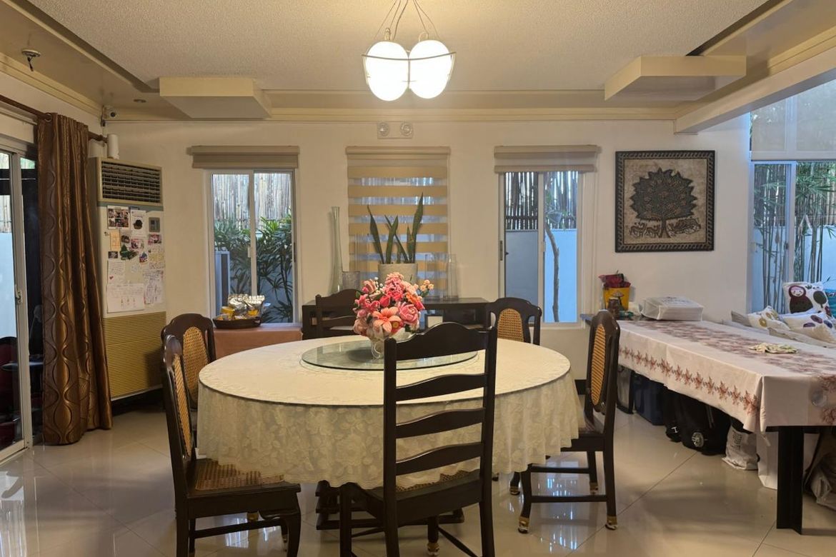 5 Bedroom House for Sale in BF Homes, Parañaque, Metro Manila – photo 7