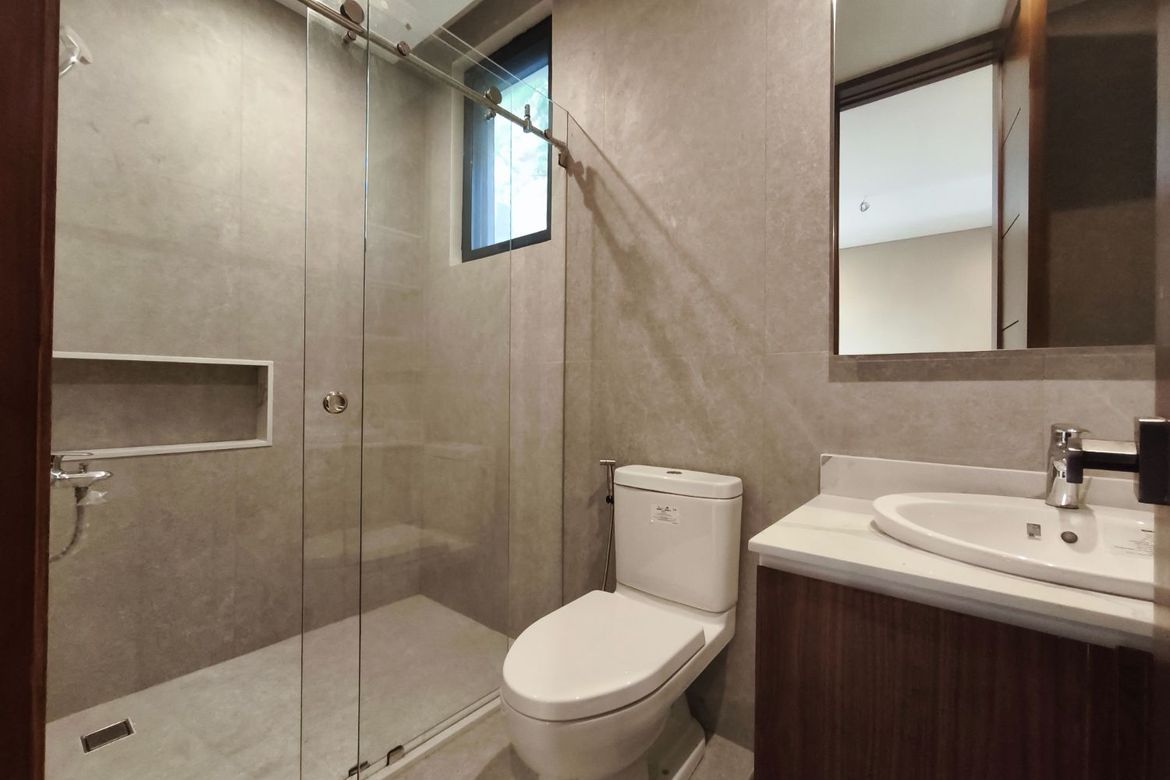 5 Bedroom House for Sale in BF Homes, Parañaque, Metro Manila – photo 7