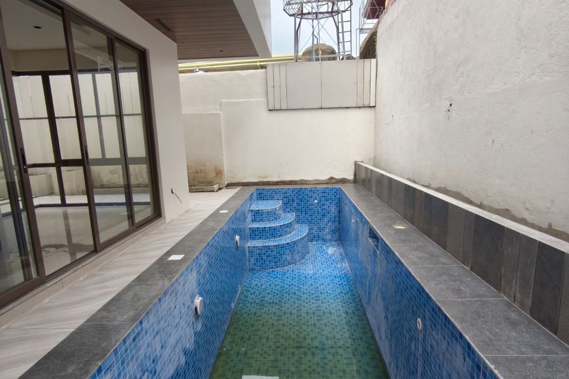 5 Bedroom House for Sale in BF Homes, Parañaque, Metro Manila – photo 8