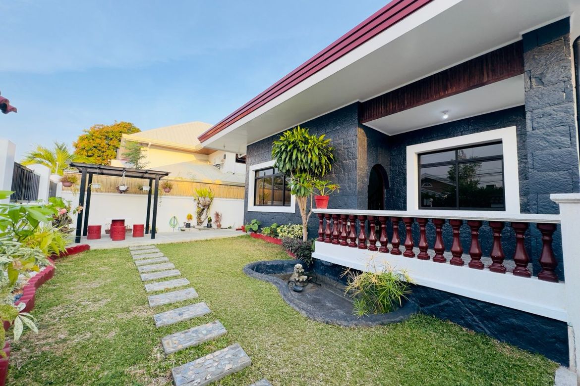 5 Bedroom House for Sale in BF Homes, Parañaque, Metro Manila – photo 6