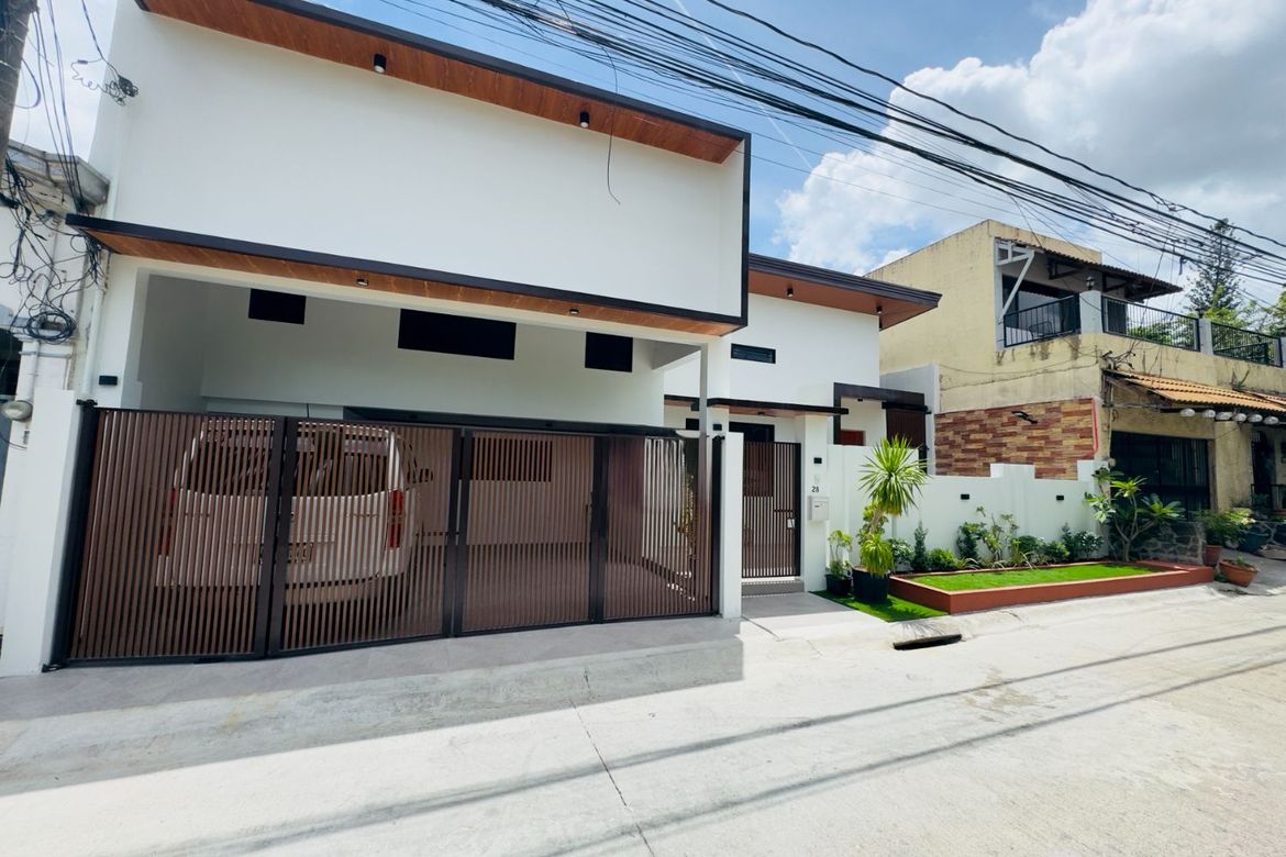 5 Bedroom House for Sale in BF Homes, Parañaque, Metro Manila – photo 2