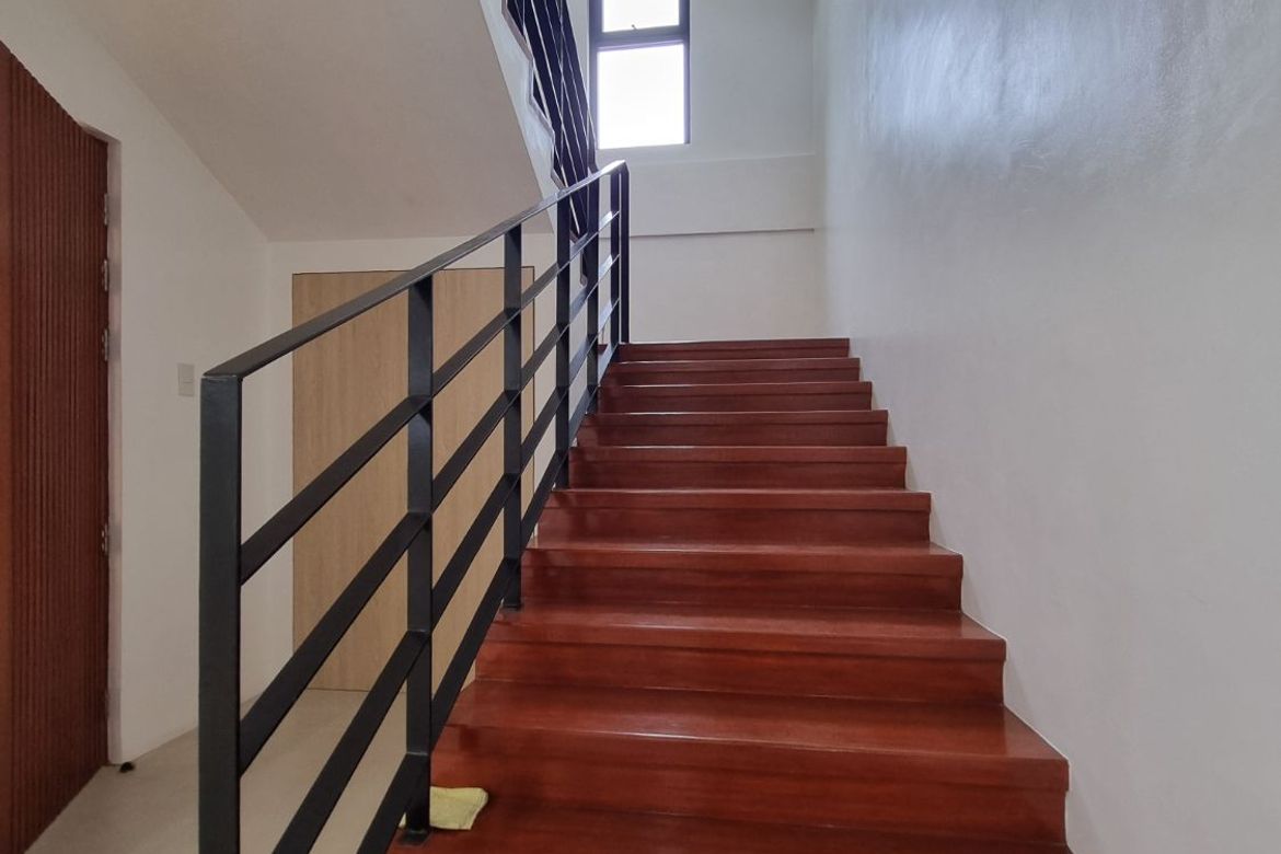 5 Bedroom House for Sale in BF Resort Village, Talon Dos, Las Piñas, Metro Manila – photo 6