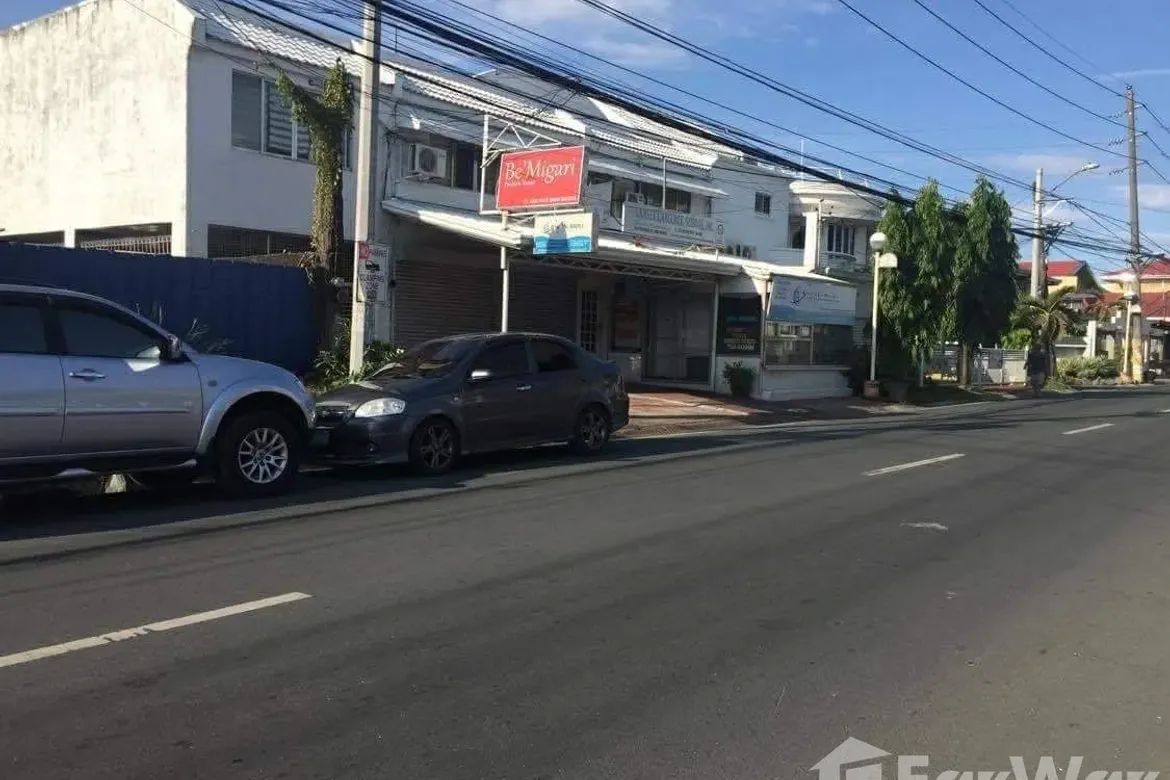 5 Bedroom House for Sale in BF Resort Village, Talon Dos, Las Piñas, Metro Manila – photo 2