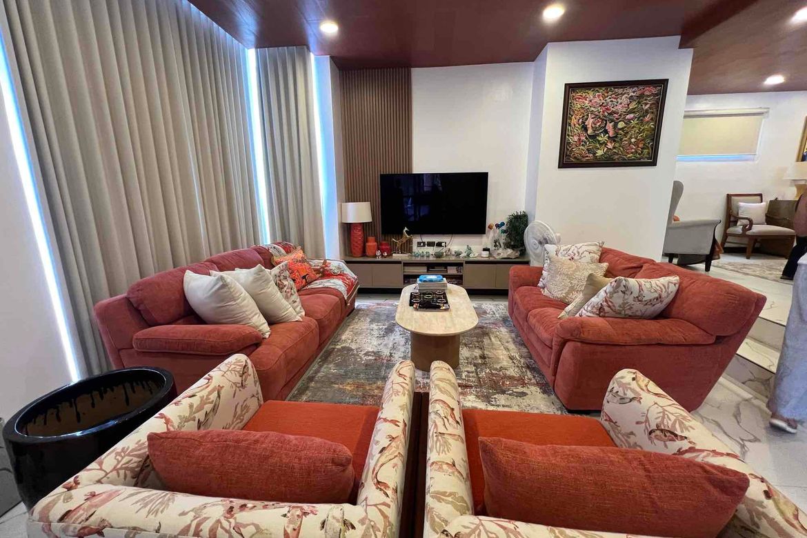5 Bedroom House for Sale in Binaritan, Morong, Bataan