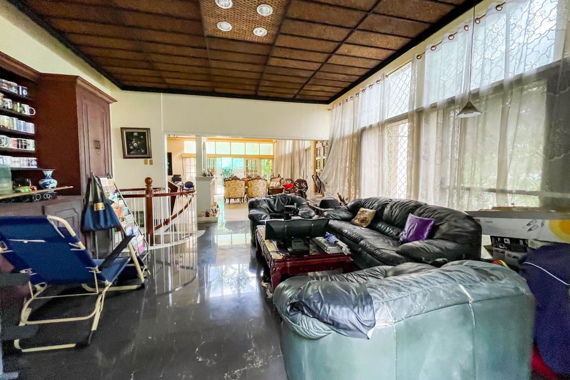 5 Bedroom House for Sale in Blue Ridge A, Quezon City, Metro Manila – photo 5