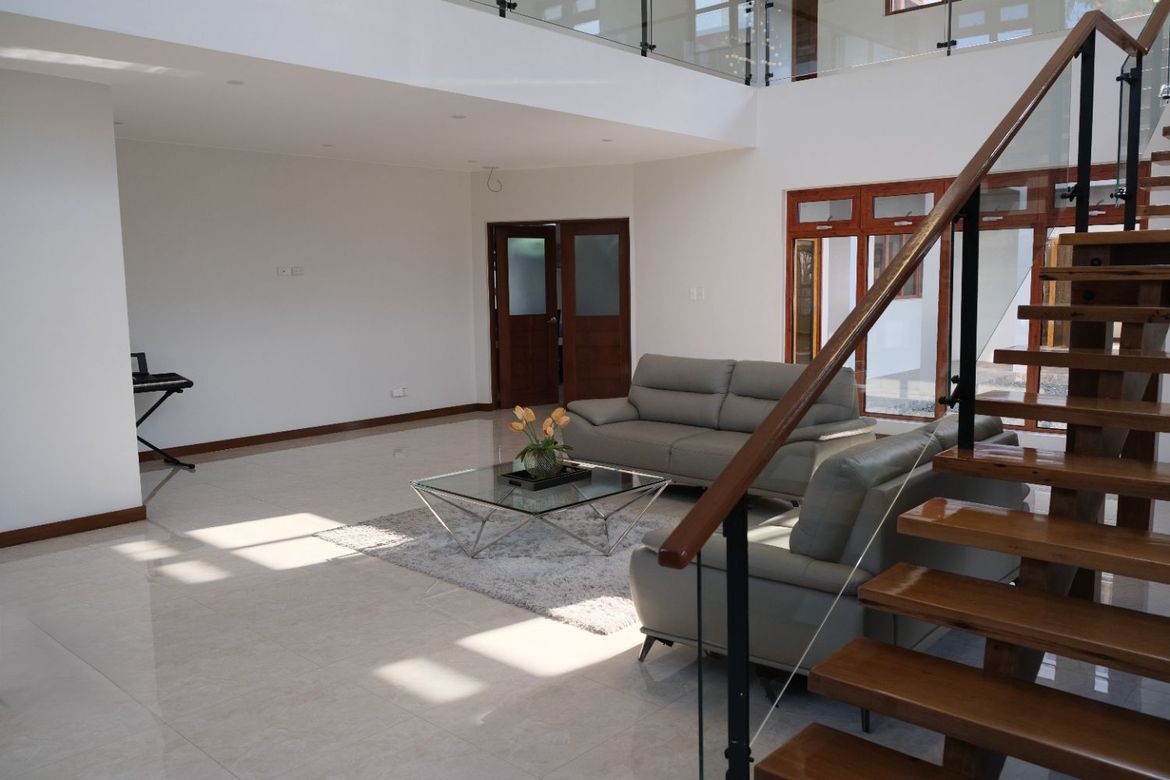 5 Bedroom House for Sale in Buck Estate, Alfonso, Cavite – photo 3