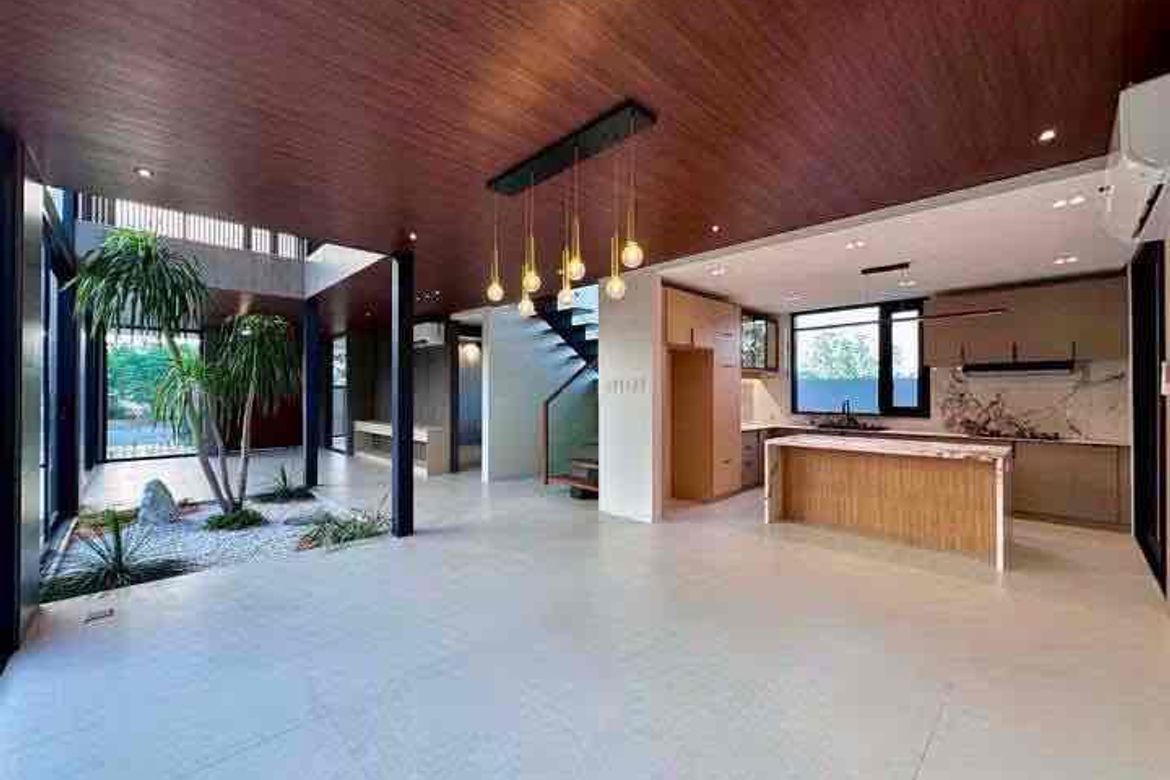 5 Bedroom House for Sale in Cabalantian, Bacolor, Pampanga – photo 7