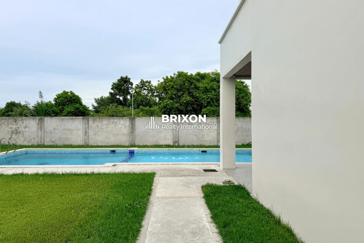 5 Bedroom House for Sale in Cabambangan, Bacolor, Pampanga – photo 2