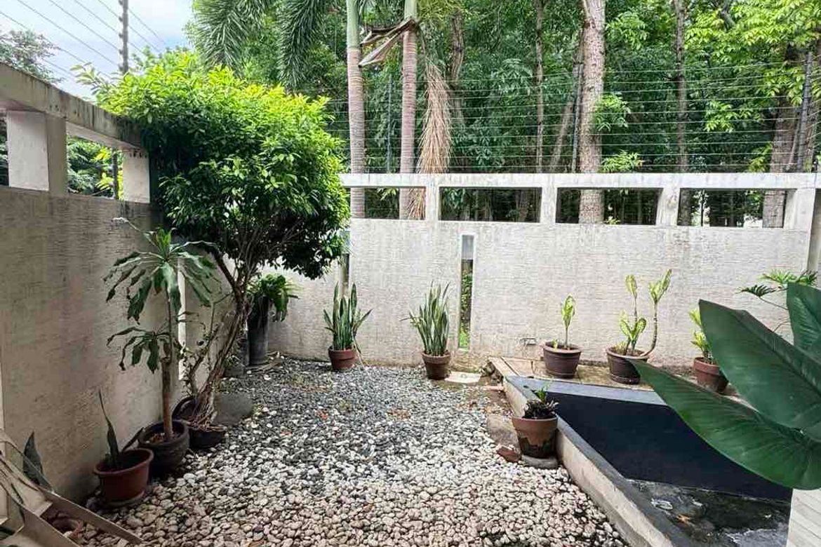 5 Bedroom House for Sale in Cabilang Baybay, Carmona, Cavite – photo 4