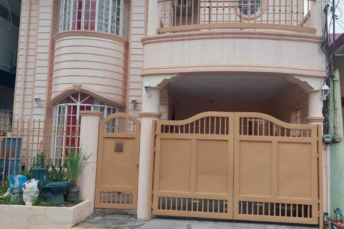 5 Bedroom House for Sale in Caniogan, Pasig, Metro Manila