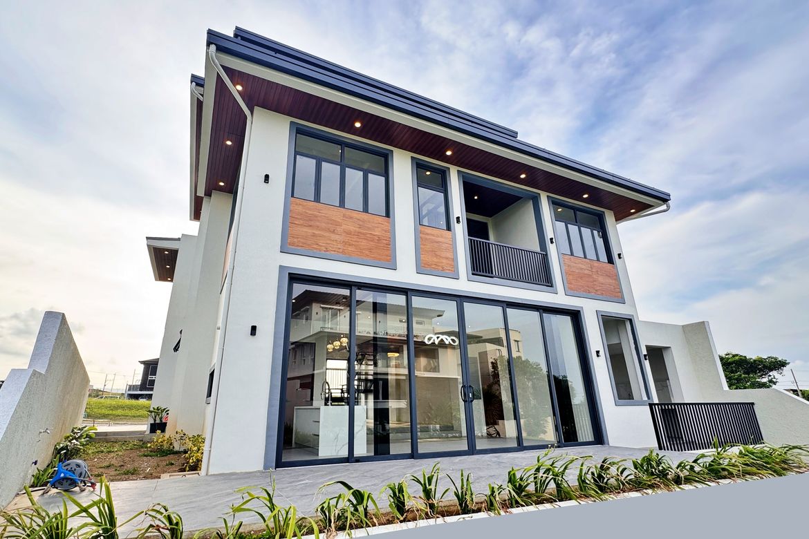 5 Bedroom House for Sale in Canlubang, Calamba, Laguna – photo 3