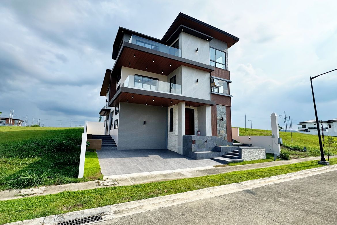 5 Bedroom House for Sale in Canlubang, Calamba, Laguna – photo 3
