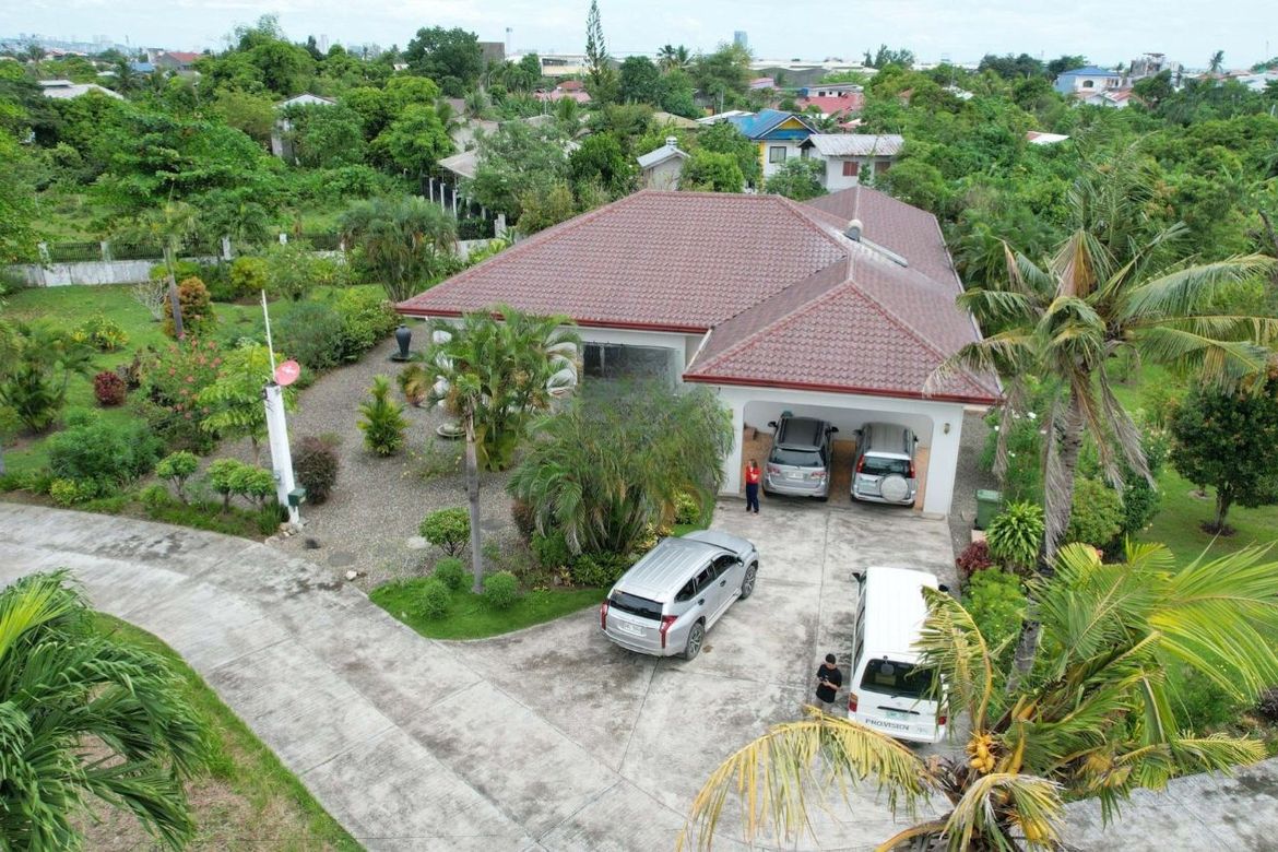 5 Bedroom House for Sale in Cansojong, Talisay, Cebu – photo 4