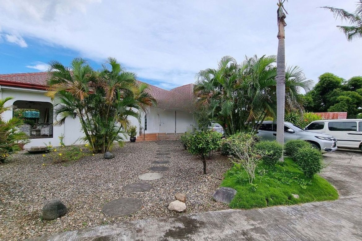 5 Bedroom House for Sale in Cansojong, Talisay, Cebu – photo 5