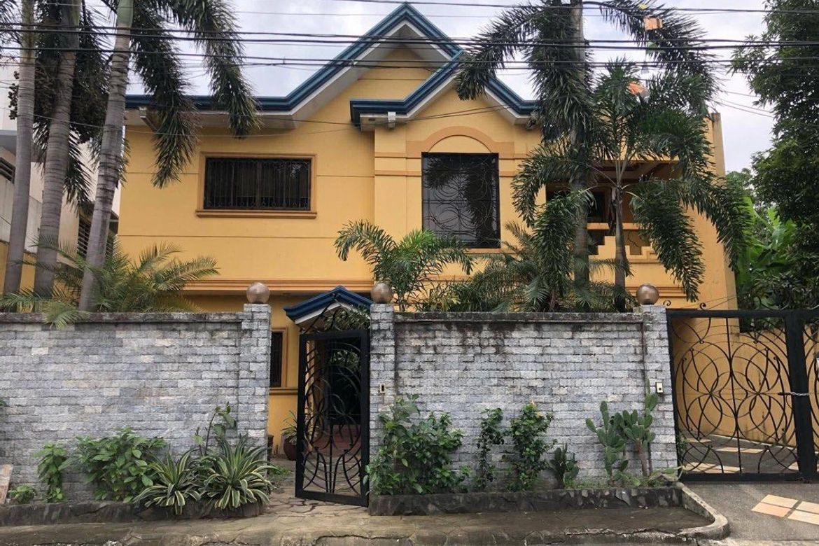 5 Bedroom House for Sale in Central, Quezon City, Metro Manila