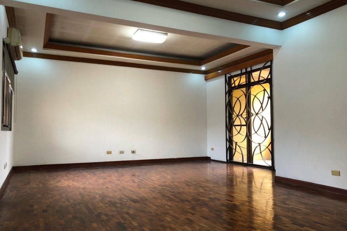 5 Bedroom House for Sale in Central, Quezon City, Metro Manila – photo 3