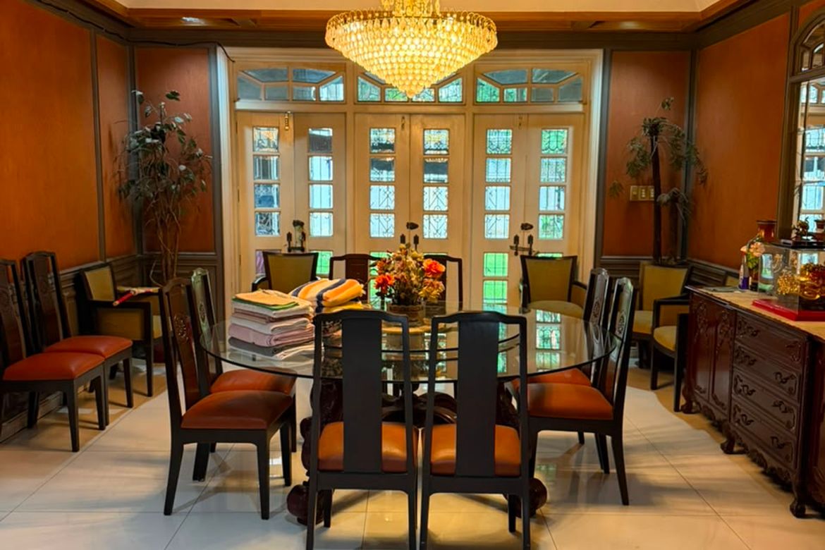 5 Bedroom House for Sale in Central, Quezon City, Metro Manila