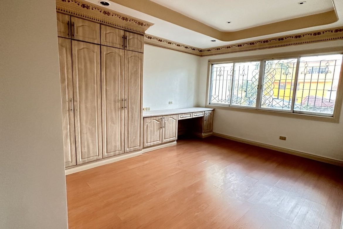 5 Bedroom House for Sale in Central, Quezon City, Metro Manila – photo 8