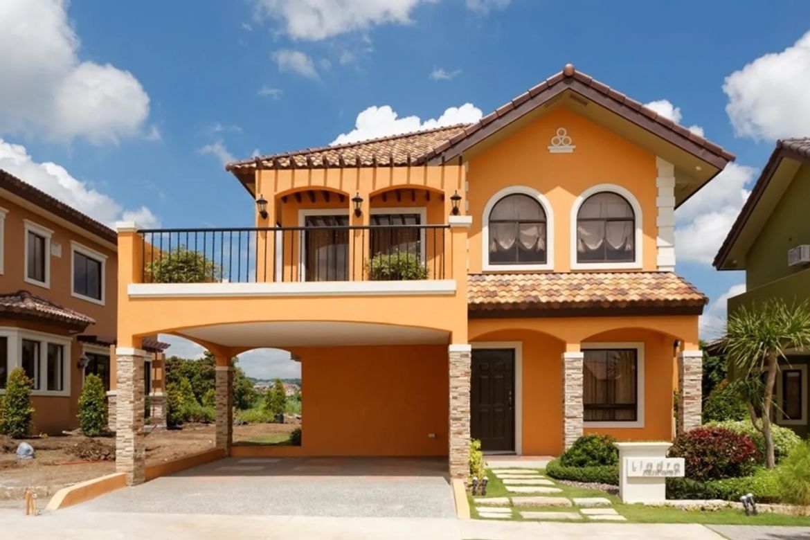 5 Bedroom House for Sale in Chateau Nissa at Provence, Longos, Malolos, Bulacan