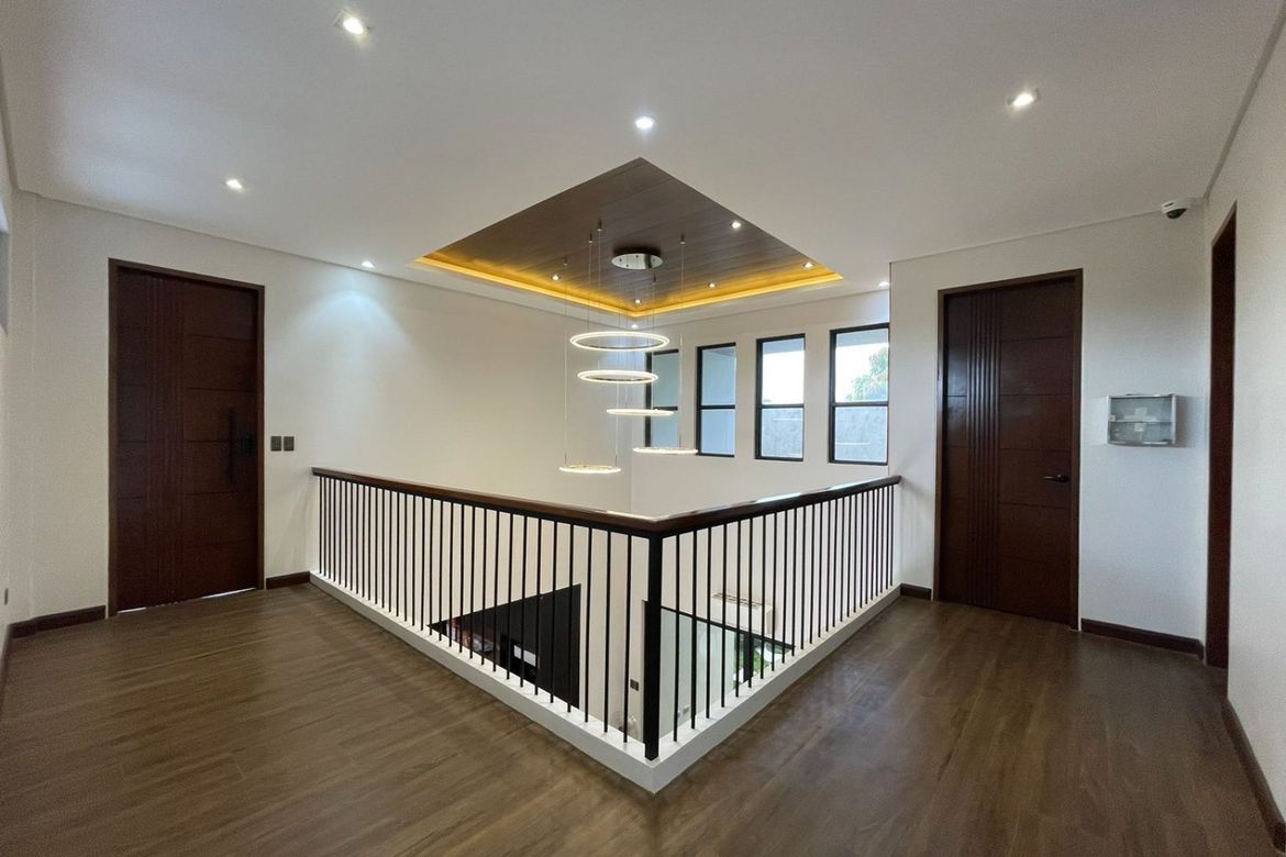 5 Bedroom House for Sale in Coloong, Valenzuela, Metro Manila – photo 7