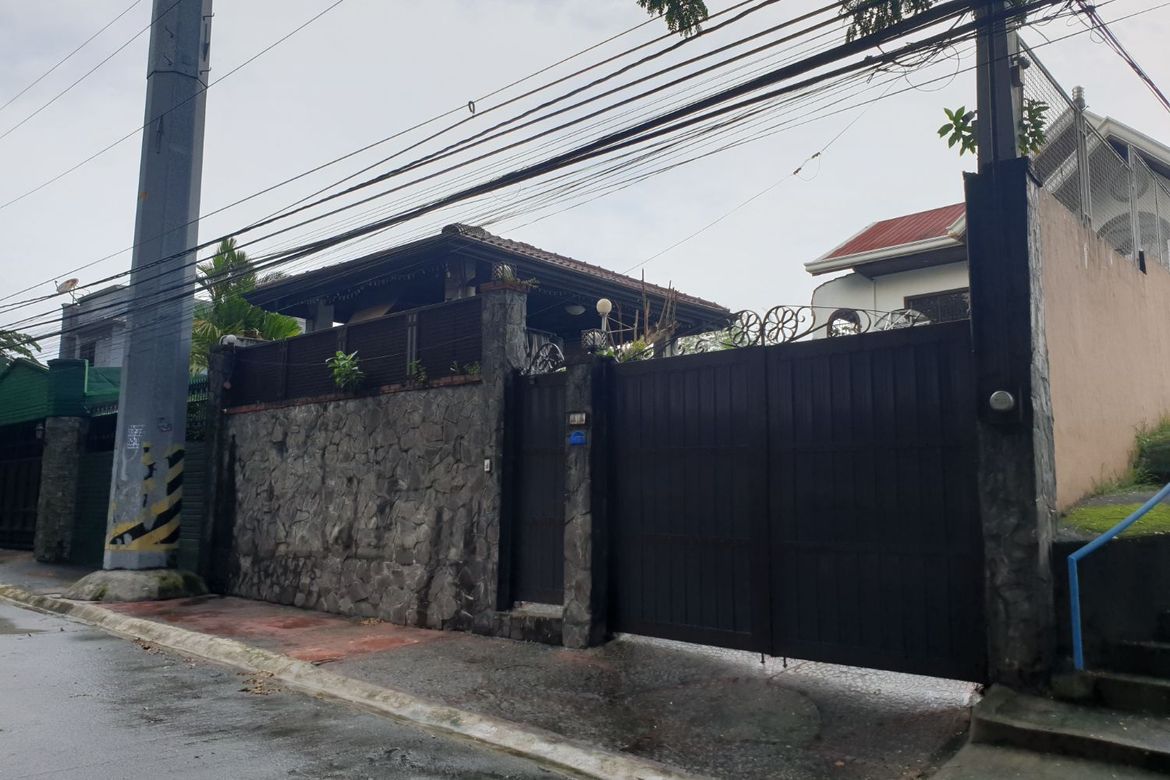5 Bedroom House for Sale in Concepcion Dos, Marikina, Metro Manila – photo 2