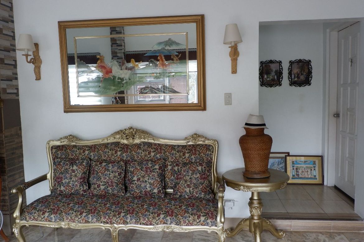 5 Bedroom House for Sale in Concepcion Dos, Marikina, Metro Manila – photo 7