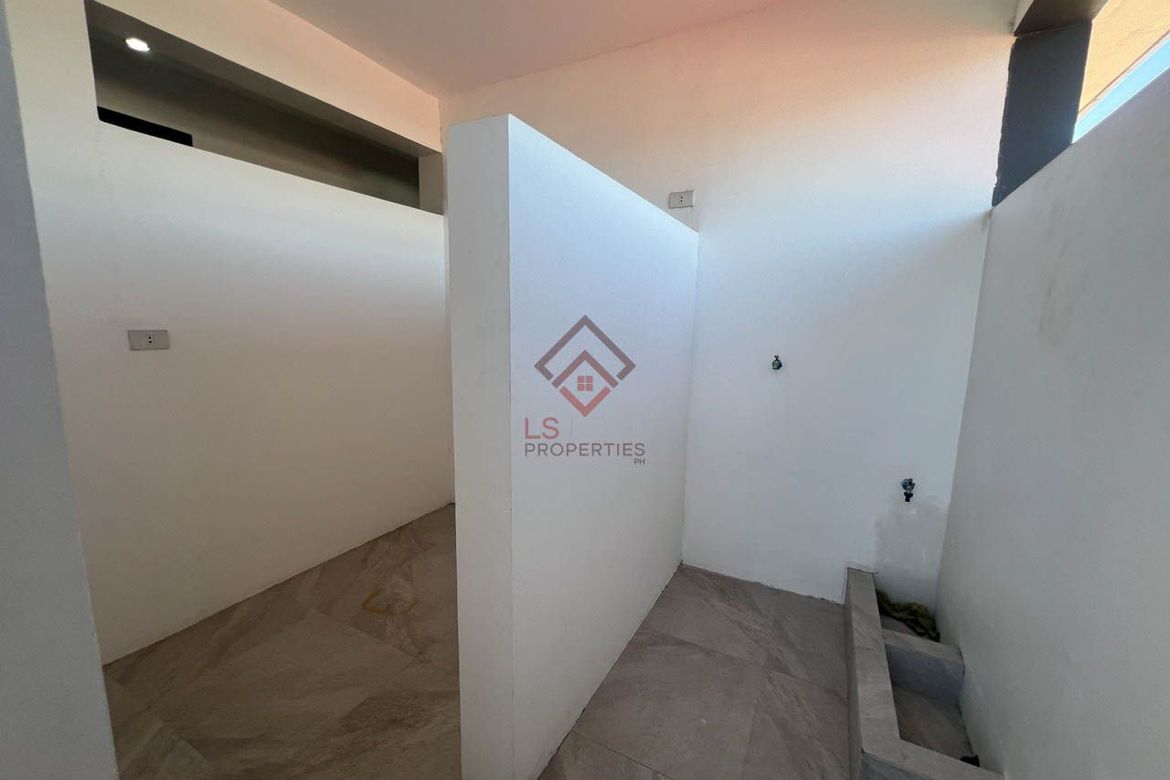 5 Bedroom House for Sale in Concepcion Uno, Marikina, Metro Manila – photo 3