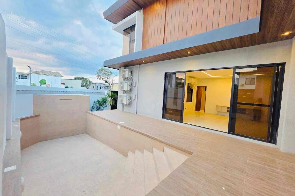 5 Bedroom House for Sale in Cuayan, Angeles, Pampanga – photo 4