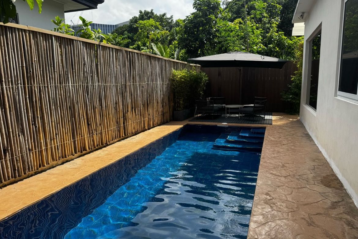 5 Bedroom House for Sale in Cupang, Muntinlupa, Metro Manila