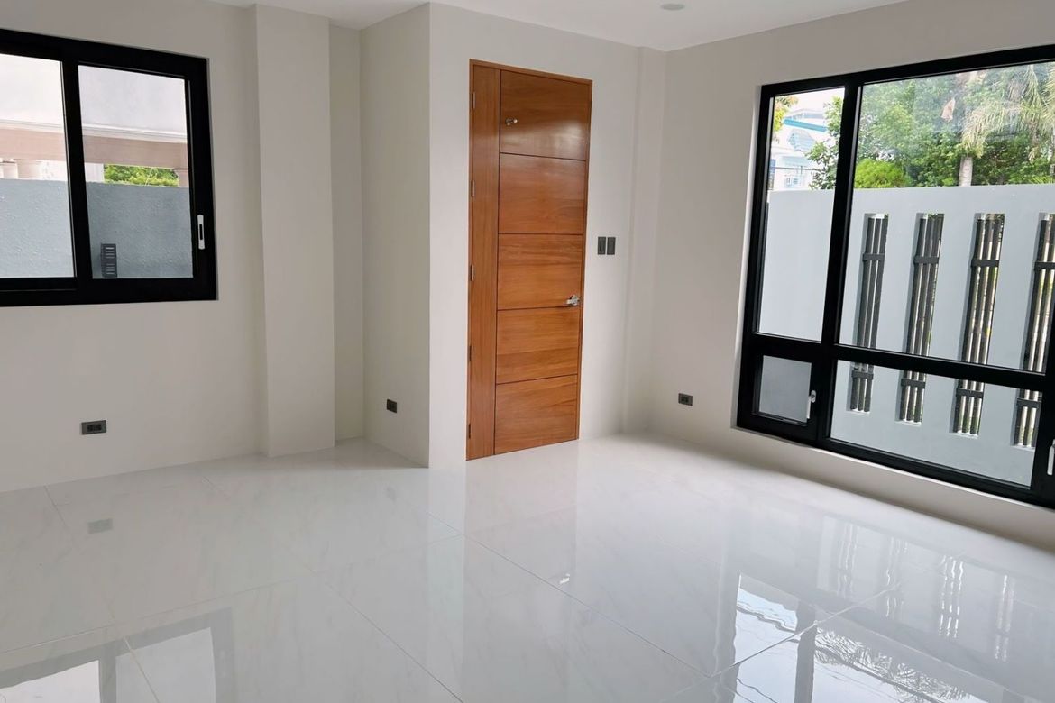 5 Bedroom House for Sale in Cupang, Muntinlupa, Metro Manila – photo 8