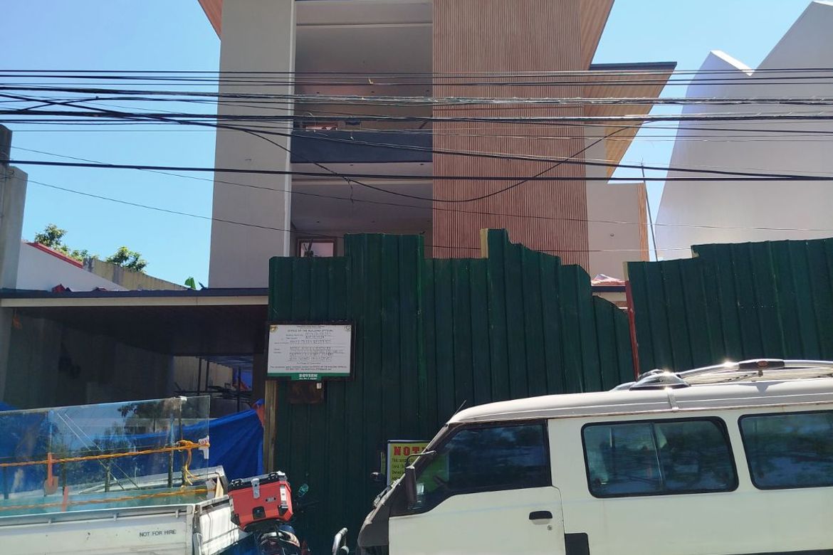 5 Bedroom House for Sale in Cupang, Muntinlupa, Metro Manila